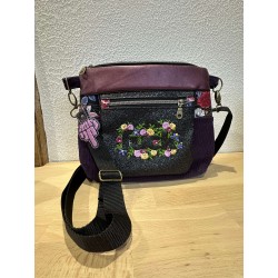 Sac brodé FUCK floral fait main – création artisanale | Vinyle-Bag