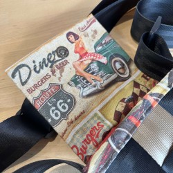 Sacoche en ceintures de sécurité recyclées – Vinyle-Bag