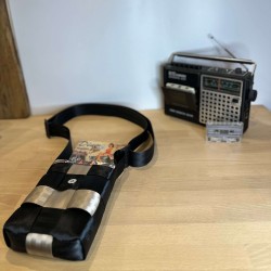 Sacoche en ceintures de sécurité recyclées – Vinyle-Bag