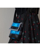 Sacoche pied de coq et ceinture de sécurité de voiture pour un look vintage