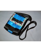 Sacoche en ceinture de sécurité recyclée et cerises. Sac bandoulière femme