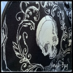 sac disques vinyles et liege broderie crâne